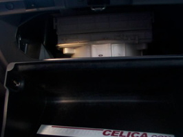cabin-air-filter-replace-009