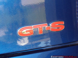 GT S badge