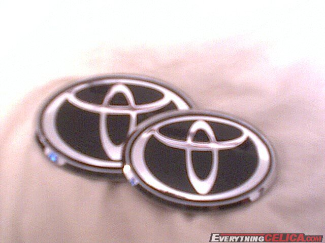 Emblem_Toyota_black.jpg